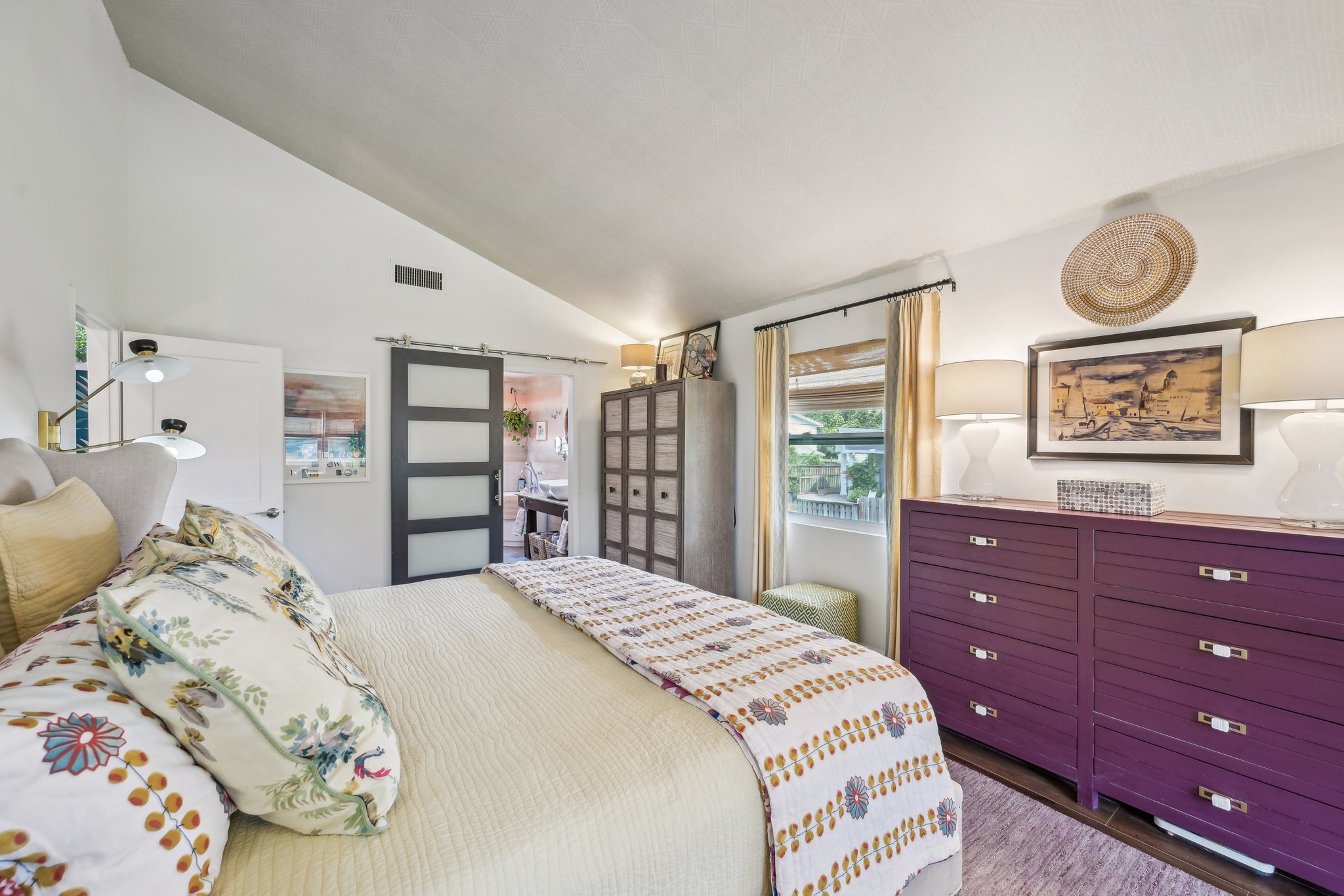 Empire Ave-0105-045.jpg