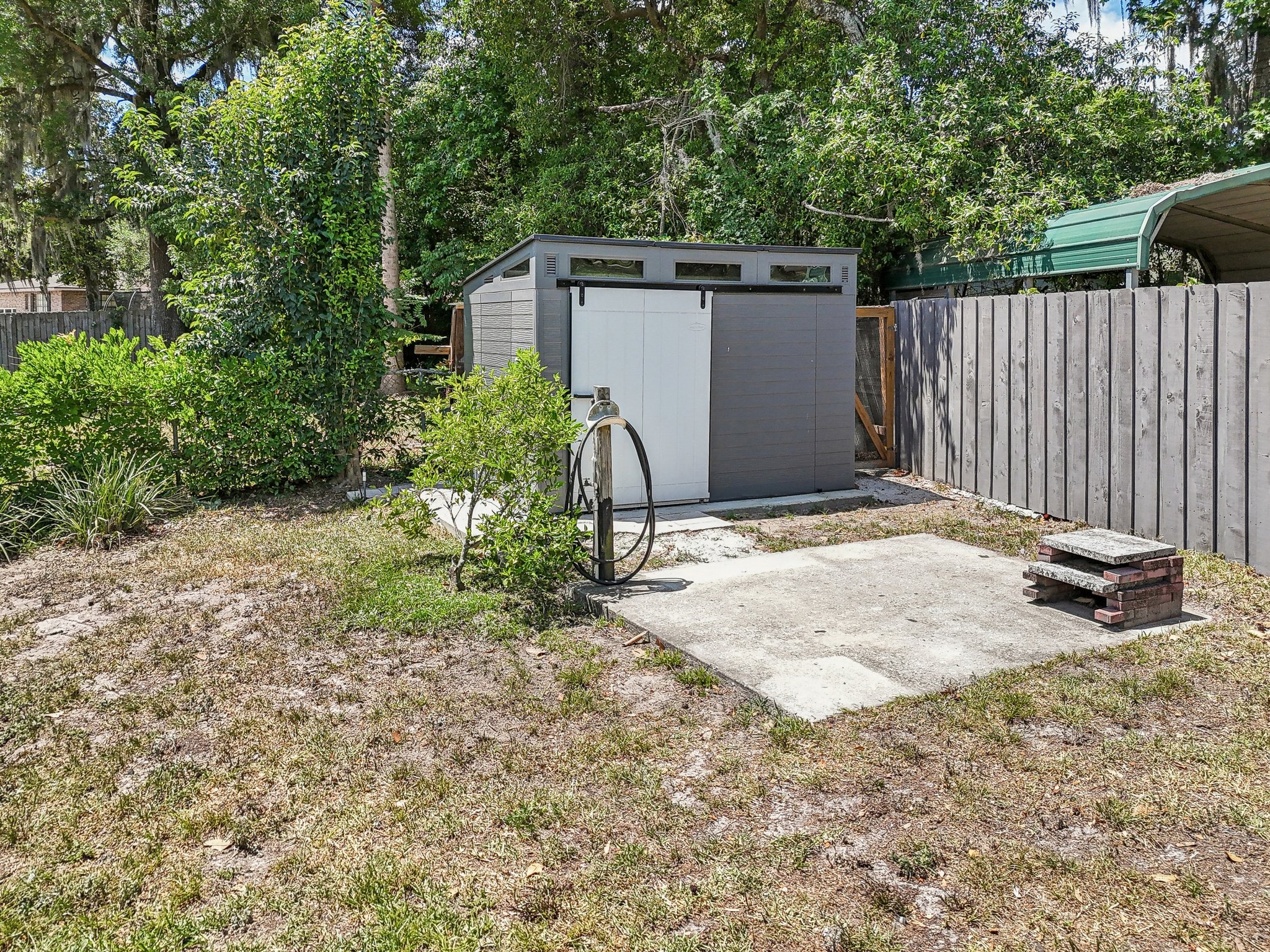 Empire Ave-0105-063.jpg