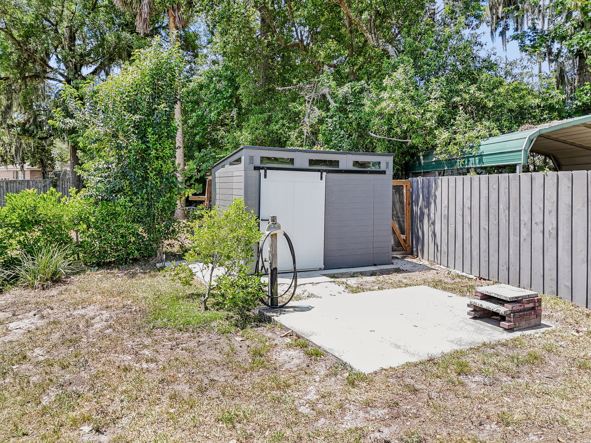 Empire Ave-0105-064.jpg