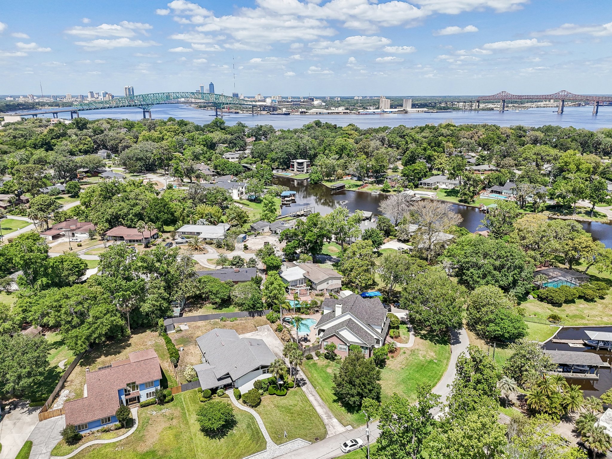 Empire Ave-0105-068.jpg