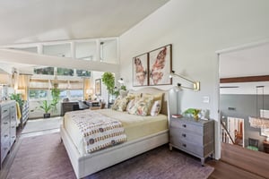 Empire Ave-0105-042.jpg