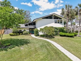 Empire Ave-0105-057.jpg