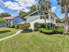 Empire Ave-0105-058.jpg