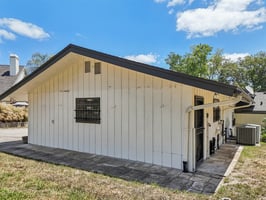 Empire Ave-0105-065.jpg