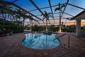 Pool & Spa