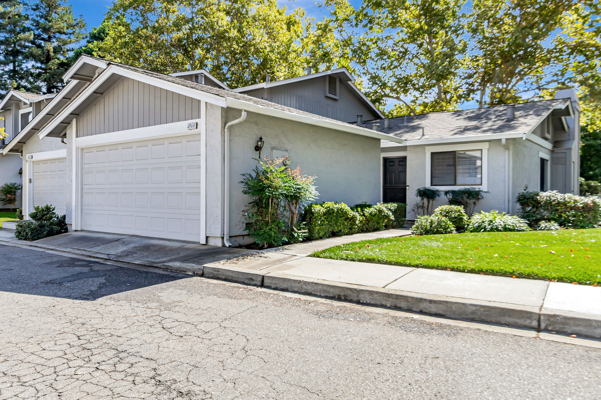 Side View Garage