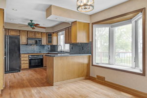 Breakfast nook w/new bay windows