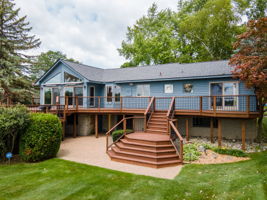 Multi tiered cedar wood deck