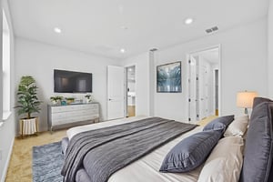 IMG_1197 virtually staged.jpeg