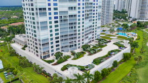 Private Residence Access to Landscaped Area