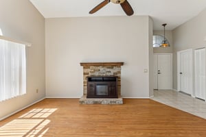 Harbor Woods Dr-006.jpg