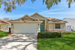 Harbor Woods Dr-042.jpg