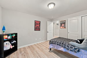  Photo 30