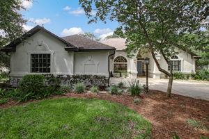 Welcome to 4976 Spanish Oaks Circle