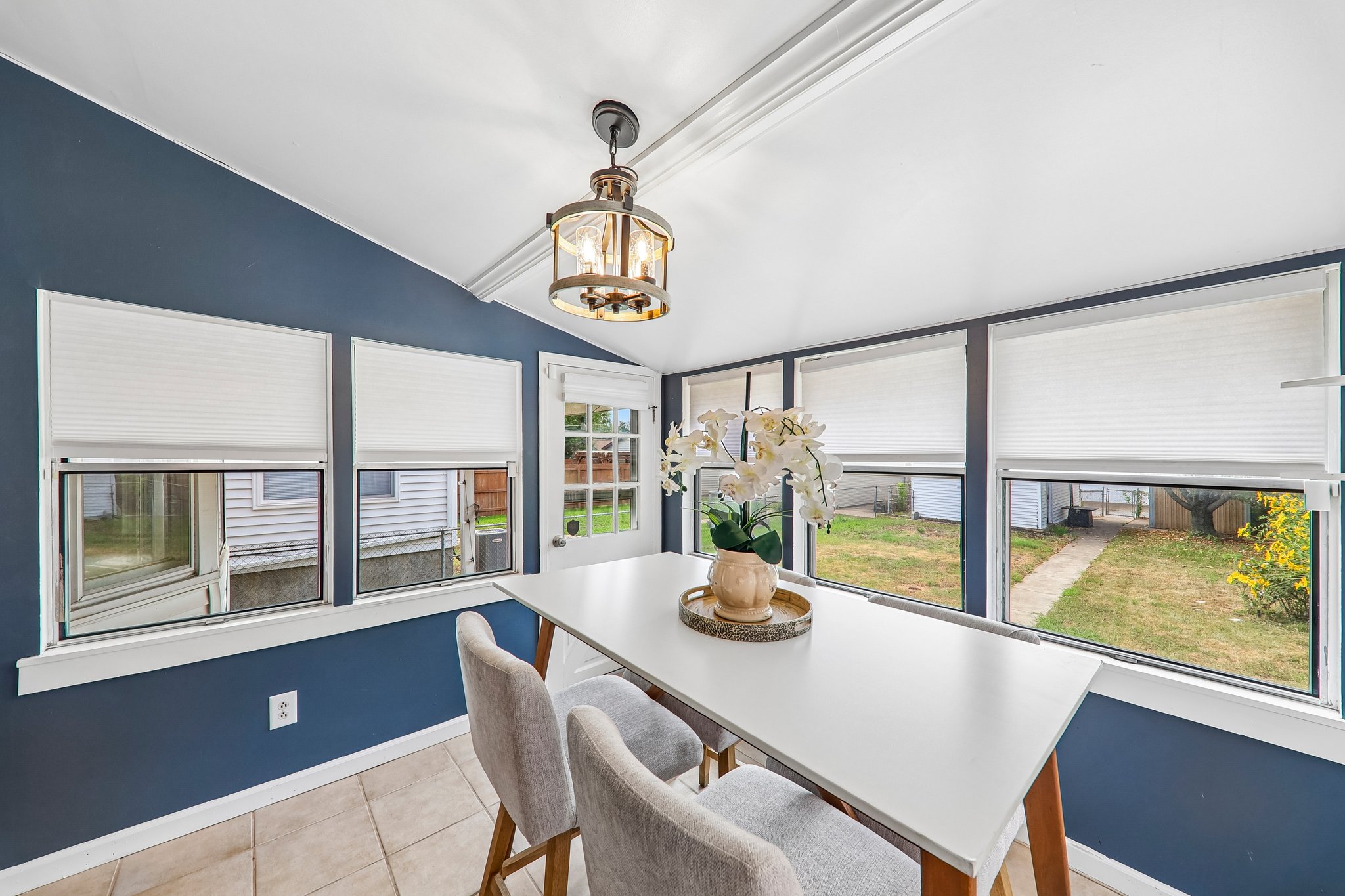 4978 Nagel Ave-S0909-012.jpg