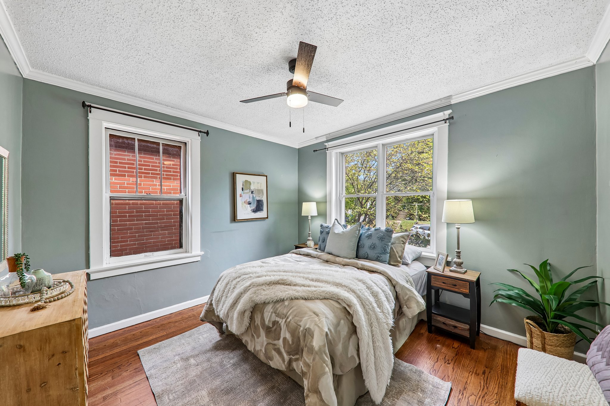 4978 Nagel Ave-S0909-022.jpg