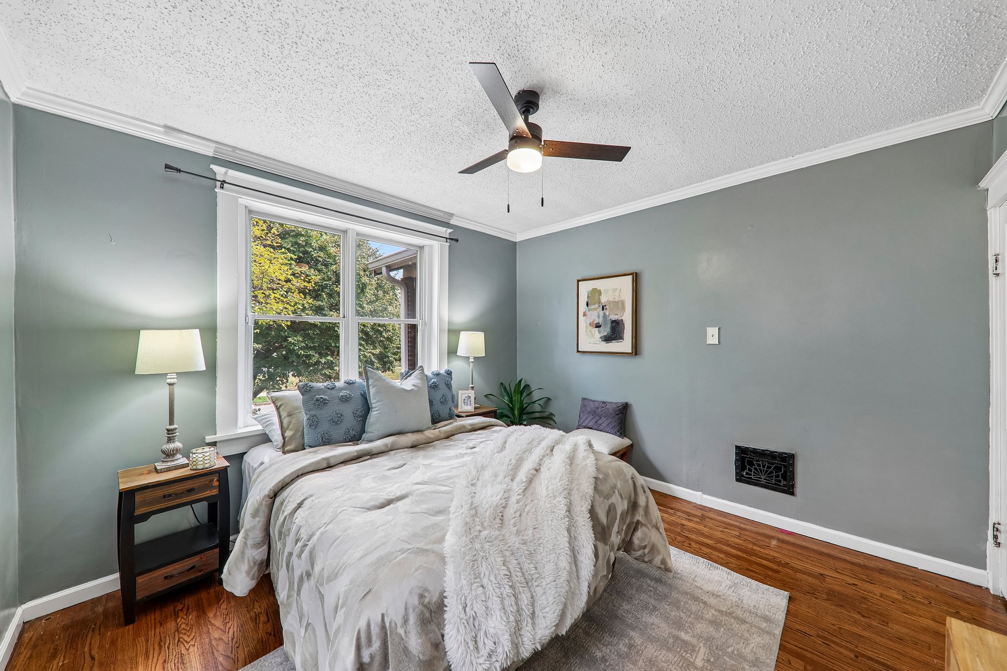 4978 Nagel Ave-S0909-023.jpg
