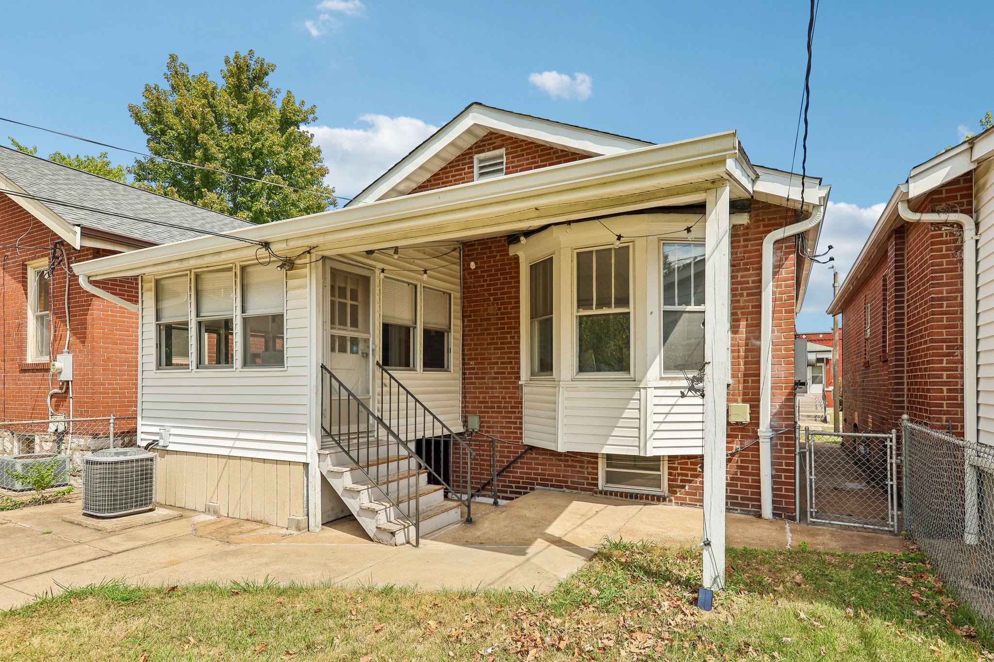 4978 Nagel Ave-S0909-030.jpg