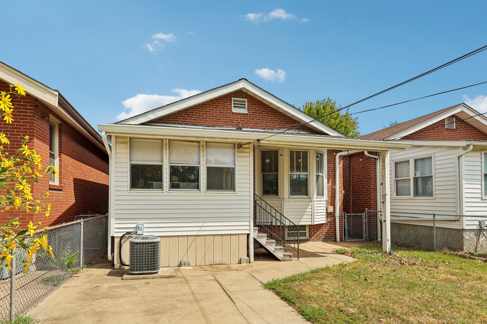 4978 Nagel Ave-S0909-032.jpg