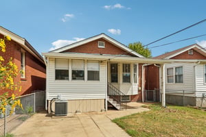 4978 Nagel Ave-S0909-032.jpg