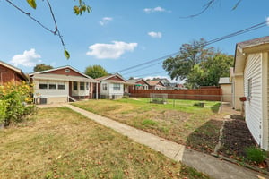 4978 Nagel Ave-S0909-034.jpg