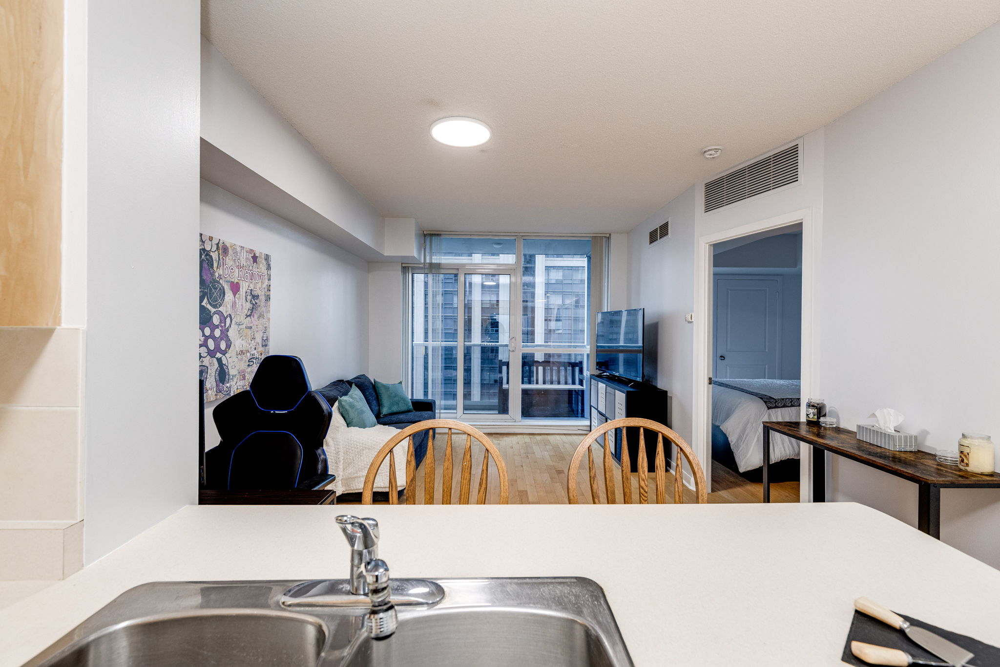Toronto property showcase — delivered property photograph 10