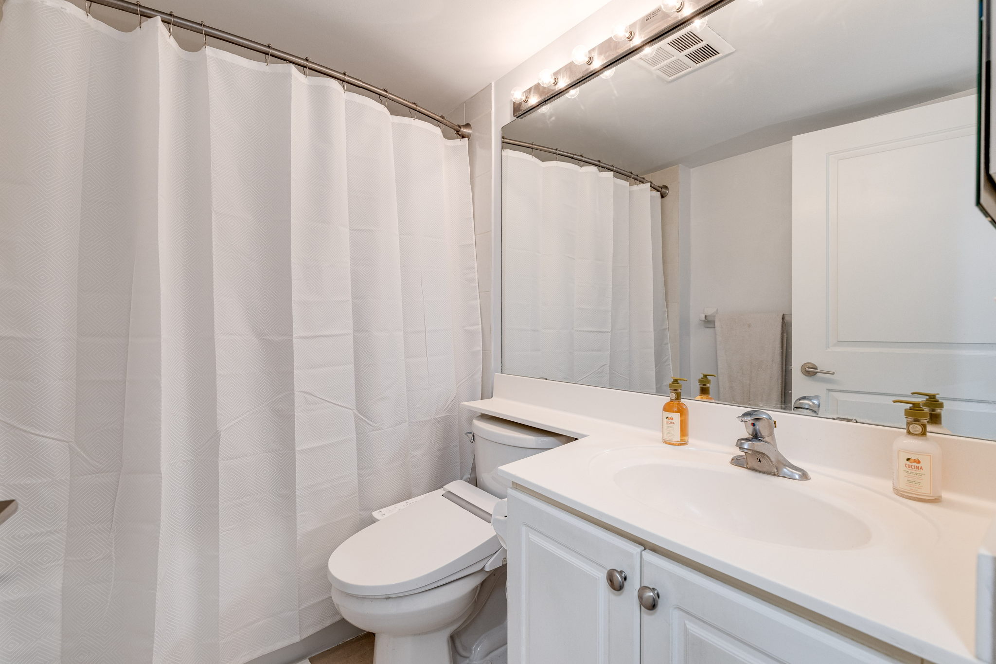 Toronto property showcase — delivered property photograph 14