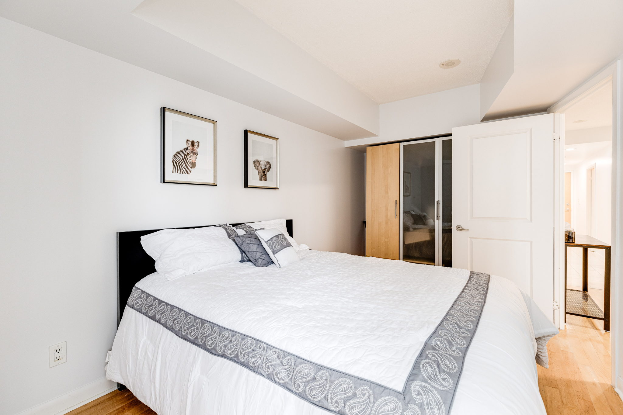 Toronto property showcase — delivered property photograph 13