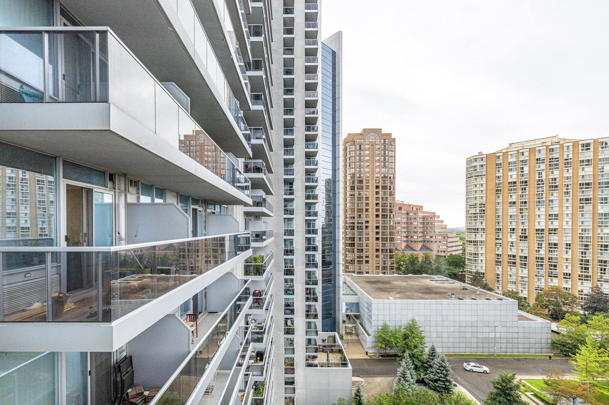 Toronto property showcase — delivered property photograph 22