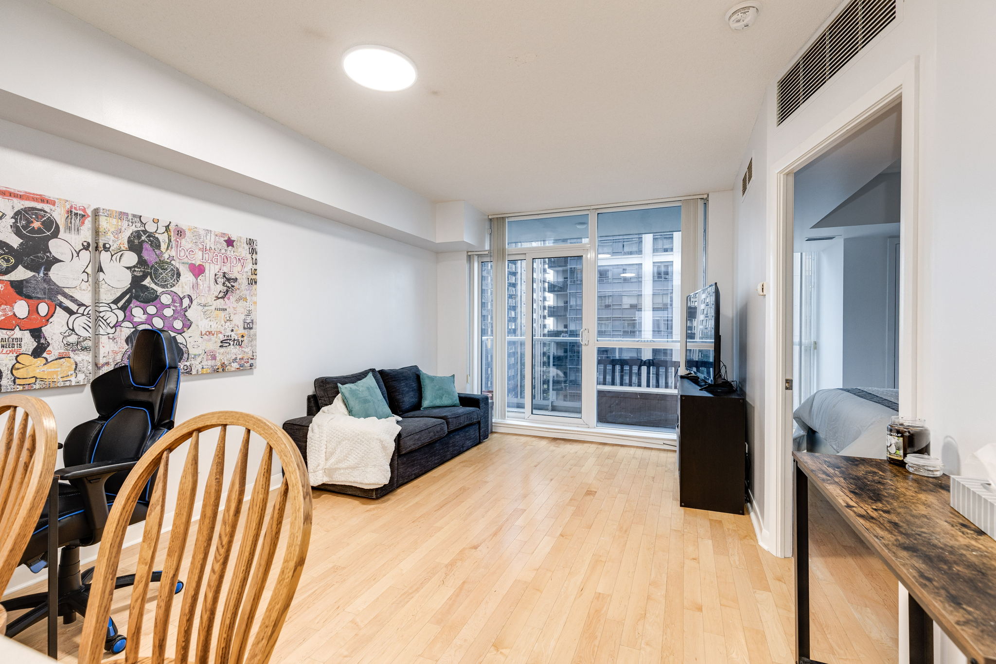 Toronto property showcase — delivered property photograph 4