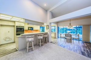 Kitchen8-2-vs