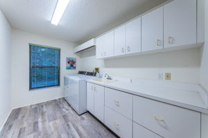 Laundry Room-2