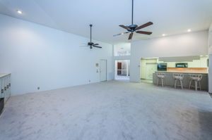 Family Room3-2