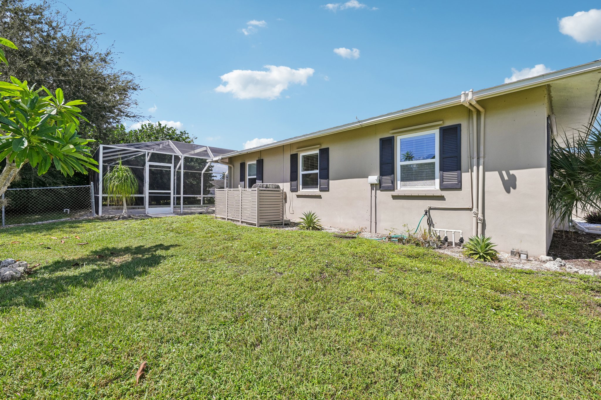 Echo Cir-S0810-028.jpg