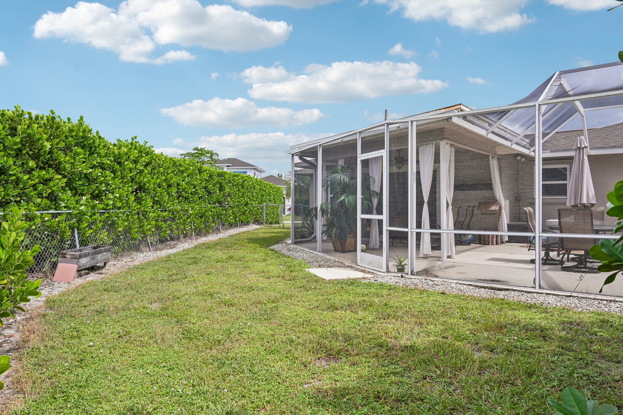 Echo Cir-S0810-031.jpg