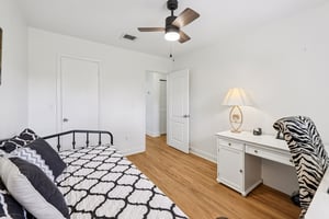 Echo Cir-S0810-021.jpg