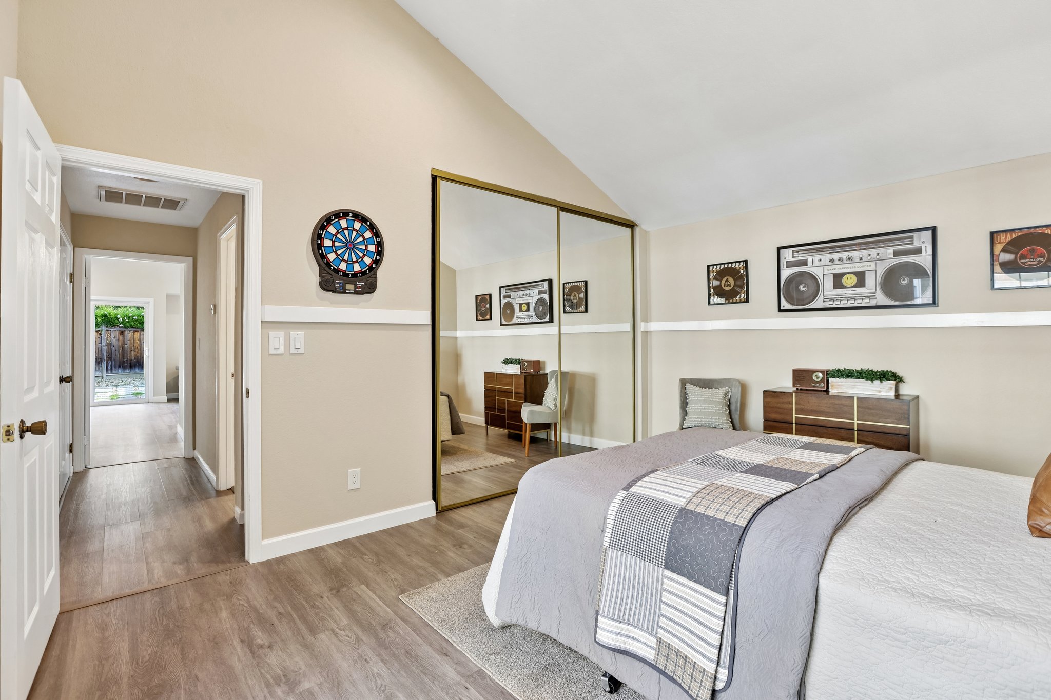 Freitas Rd-S2105-027.jpg