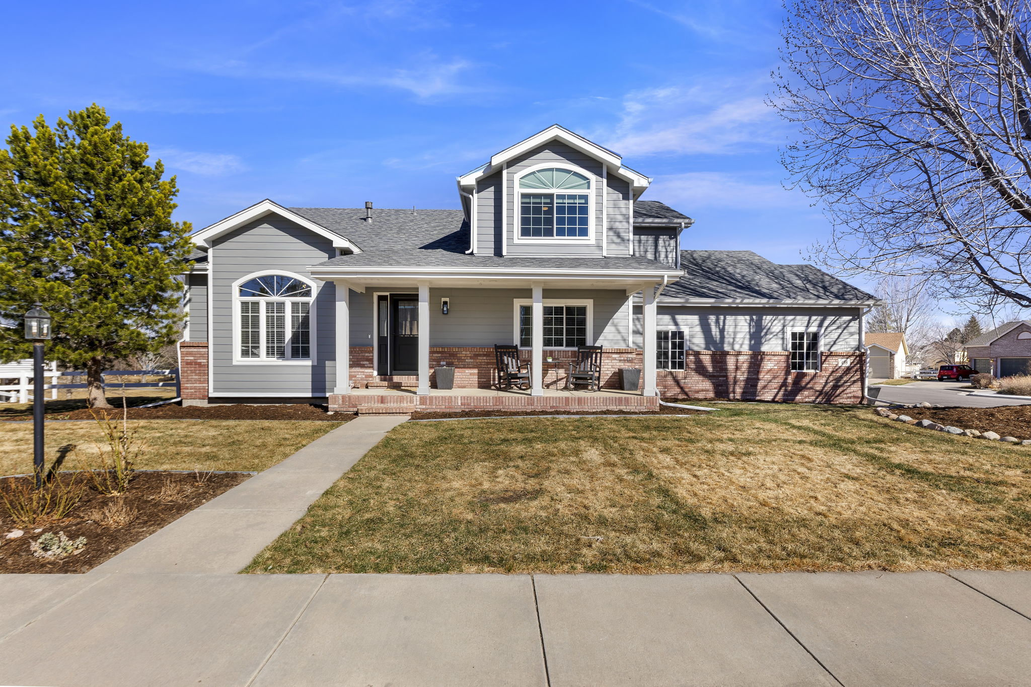 What a friendly front porch for sitting and  enjoying the mountain views