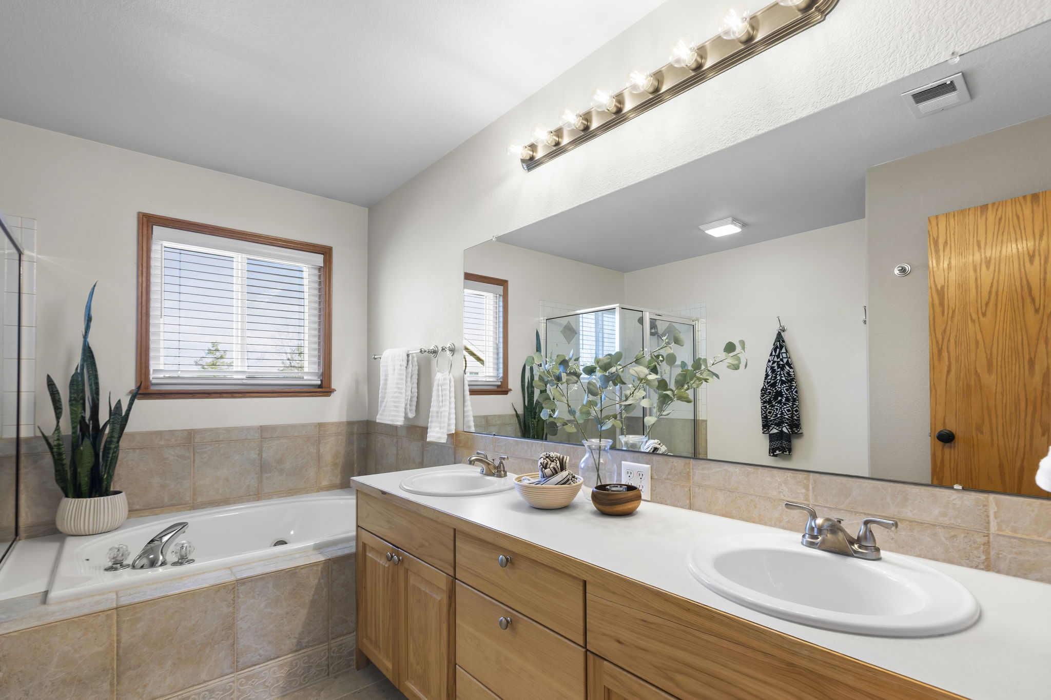 Private primary bathroom