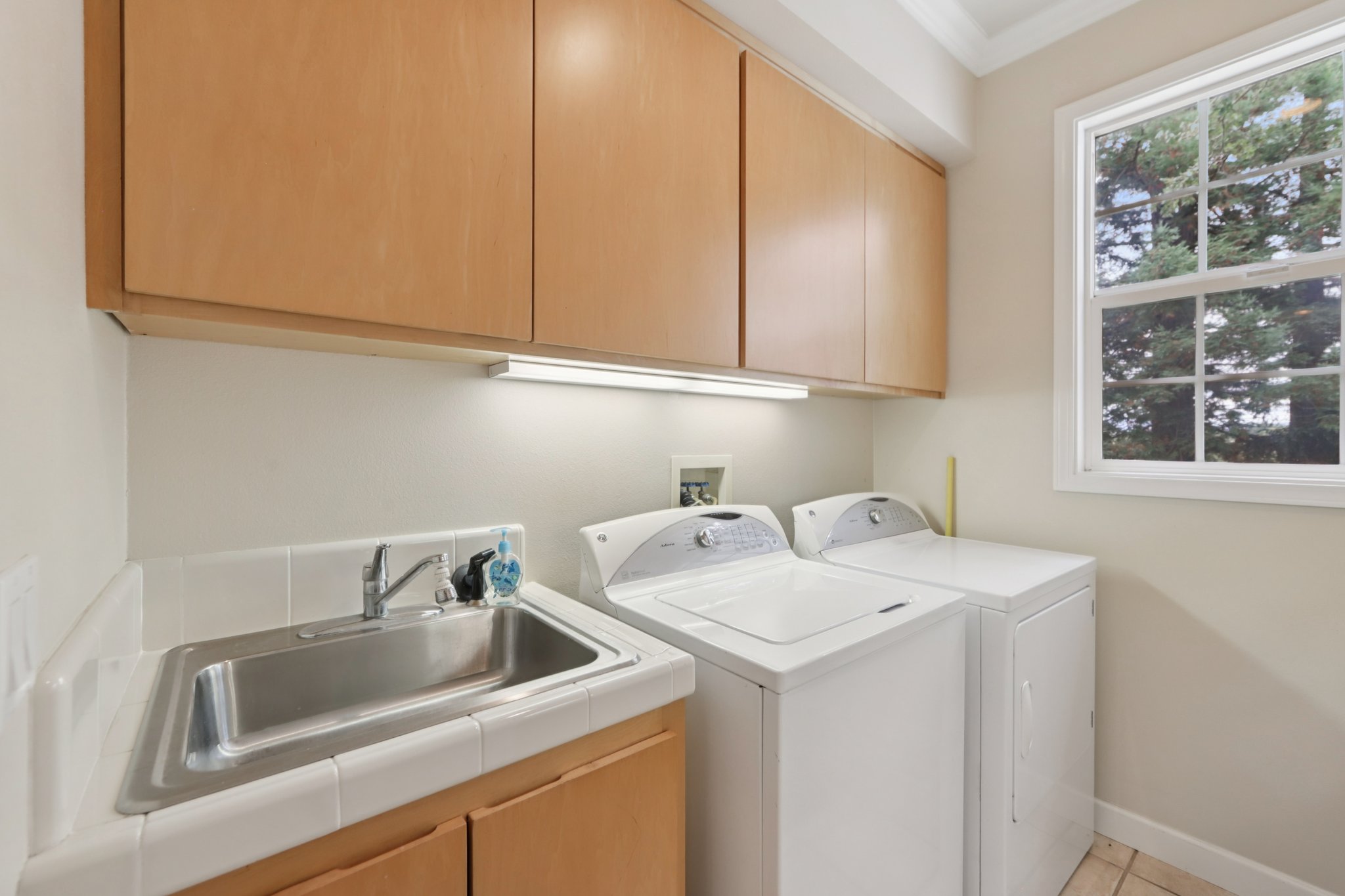 Sierra Vista Rd-L0110-031.jpg