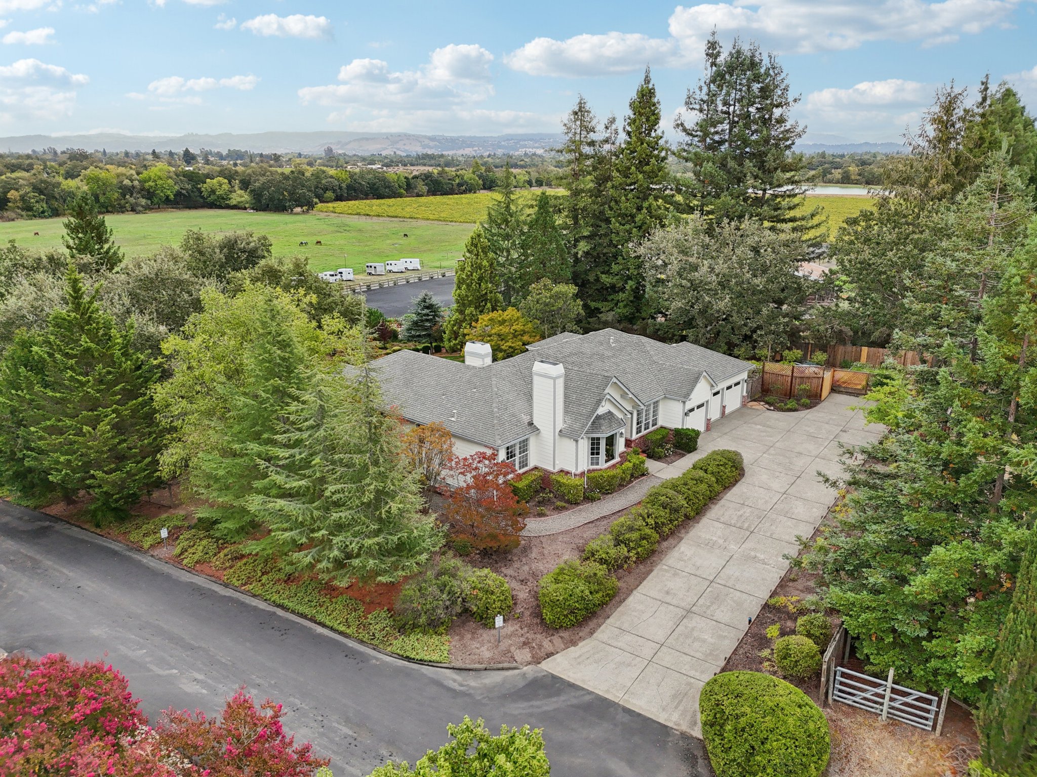 Sierra Vista Rd-L0110-069.jpg