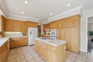 Sierra Vista Rd-L0110-026.jpg