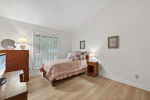 Guest Bedroom 2 - 1 of 2