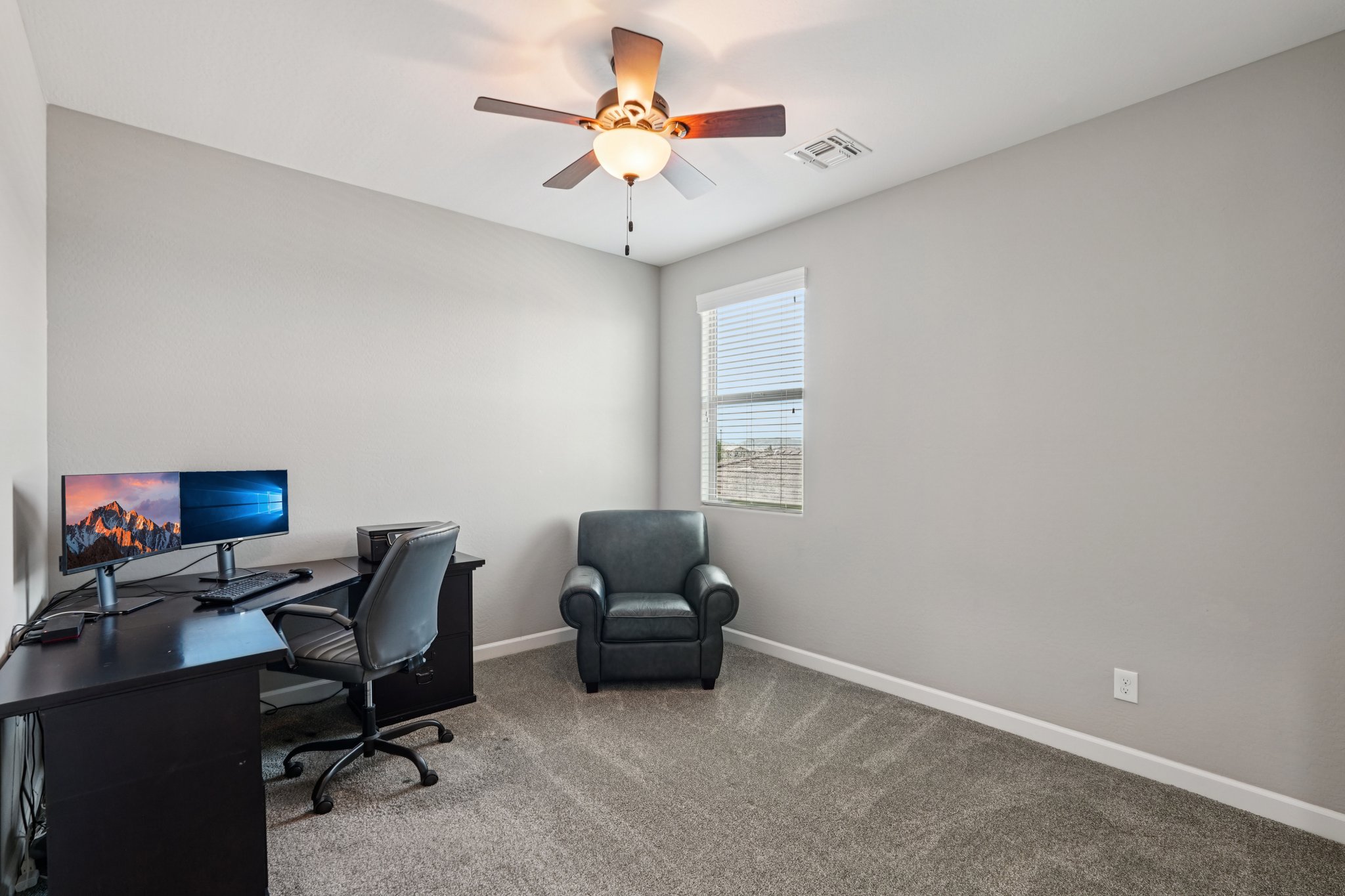 S Girard St-S2908-034.jpg
