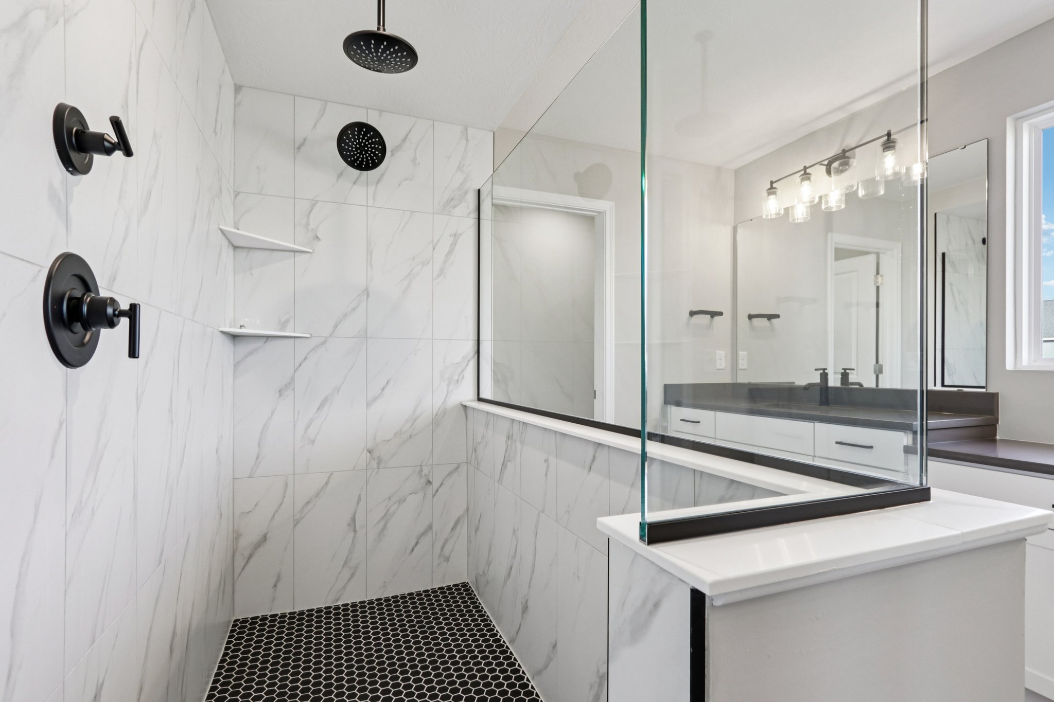 Elaine Ct-S2201-041.jpg