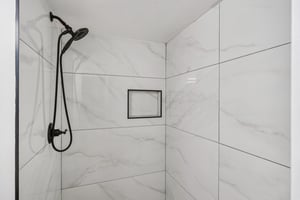 Forest Lakes Blvd 305-S2308-014.jpg
