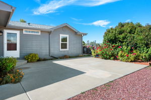 Front Patio and Entry
