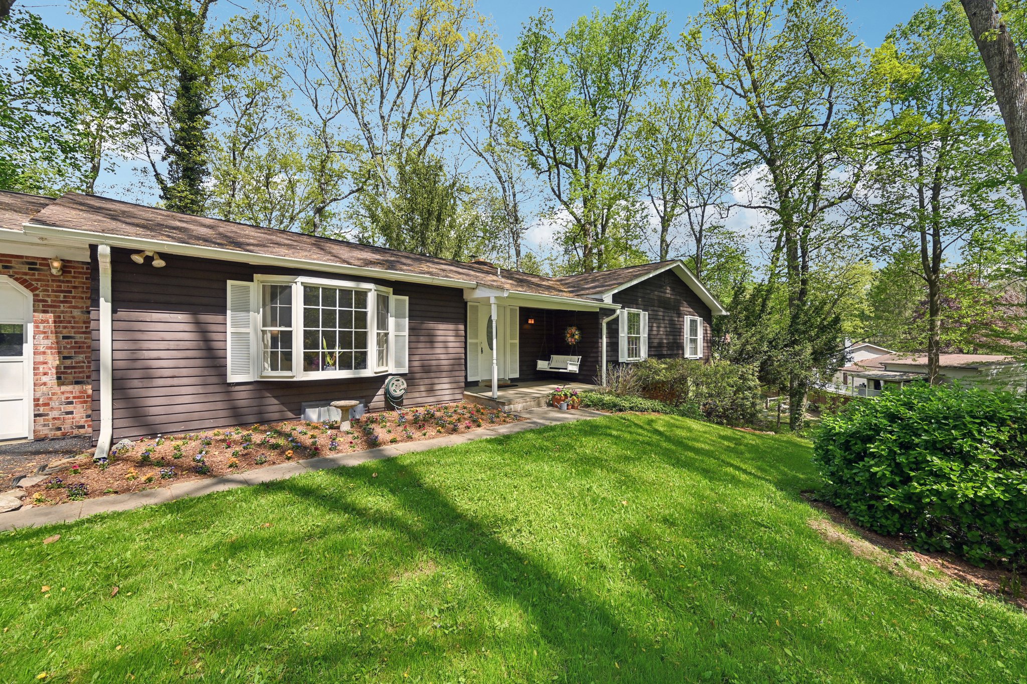 Tall Oaks Dr-S1804-005.jpg