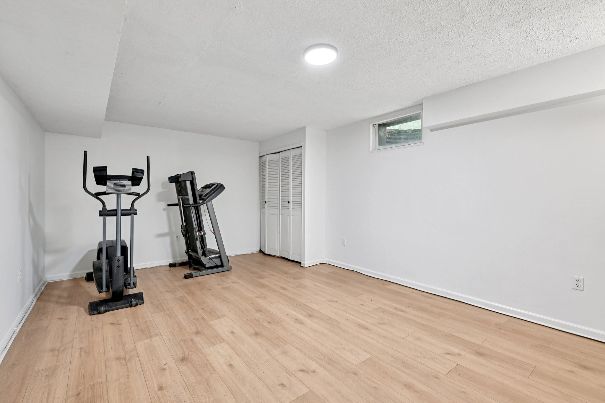 Tall Oaks Dr-S1804-050.jpg