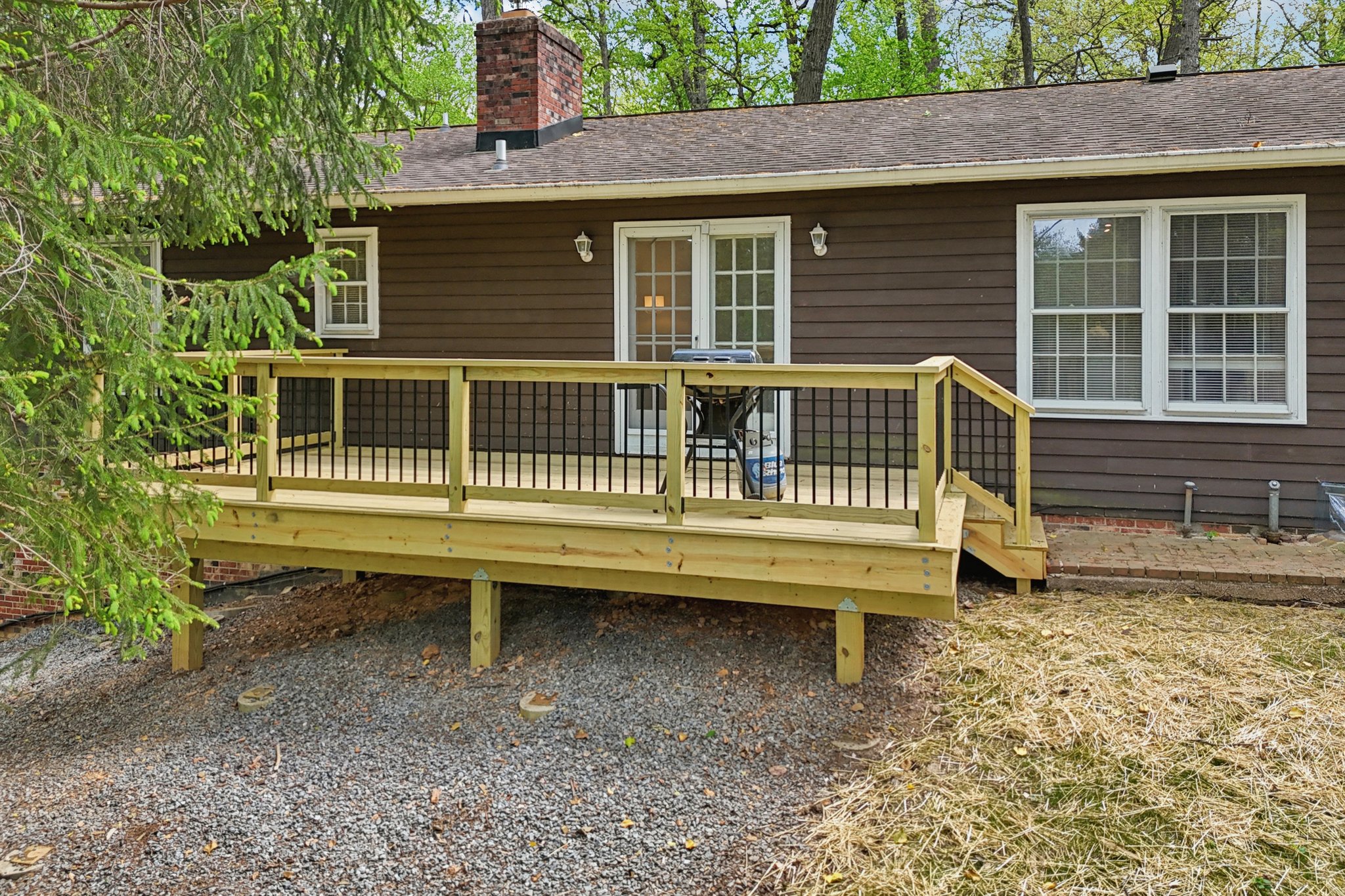 Tall Oaks Dr-S1804-086.jpg